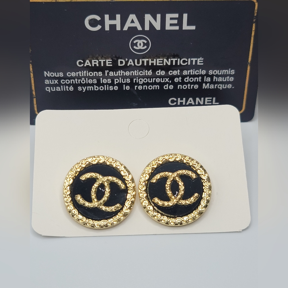 LUXURY Channel Earrings